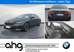 Bild des Angebotes BMW i5 M60 xDrive Navi Tempom.aktiv Panoramadach Blu