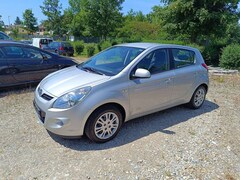 Bild des Angebotes Hyundai i20 Autom. Comf. "61300 km* Klima*KD + HU:neu"