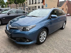 Bild des Angebotes Toyota Auris Auris 1.8 Touring Sports Hybrid Edition-S