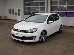 Bild des Angebotes VW Golf GTI GTI DSG KLIMAAUTOM/SHZ/SCHALTWIPPEN/GRA/EINPARKHIL