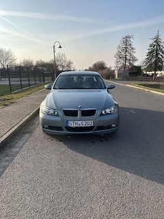 Bild des Angebotes BMW 320 320i