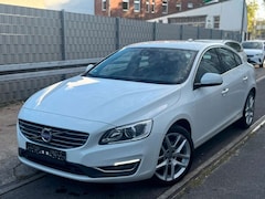 Bild des Angebotes Volvo S60 2.4 D4 Summum AWD 5zyl. Automatik