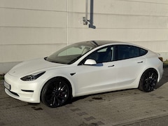 Bild des Angebotes Tesla Model 3 Performance Allradantrieb Dual Motor