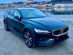 Bild des Angebotes Volvo V60 Cross Country V60 Cross Country D4 AWD Geartronic Pro