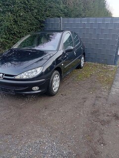 Bild des Angebotes Peugeot 206 206 5-Türer 75 Grand Filou