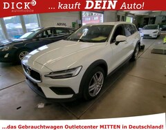 Bild des Angebotes Volvo V60 Cross Country B4 AWD LED/ACC/NAVI/SHZ/RFK/AHK/8Fa
