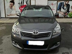 Bild des Angebotes Toyota Verso Verso 2.2 D-4D AutomatikExecutive