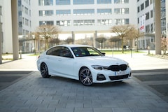 Bild des Angebotes BMW 320 i xDrive M Sport INDUVIDUAL/SHADOWLINE/INSPEKTION