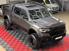 Bild des Angebotes Dodge RAM 1500 5.7 4X4 LIMITED PANO LPG MonsterTruck