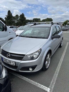 Bild des Angebotes Opel Astra 1.9 CDTI Caravan Sport Standheizung