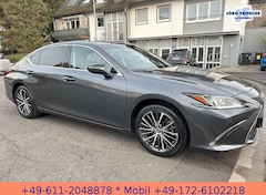 Bild des Angebotes Lexus ES 300 h *STYLE-EDITION*PREMIUM-NAVI*SERVICE NEU*