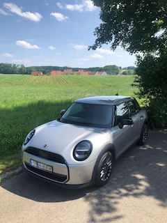 Bild des Angebotes MINI Cooper Aut. Essential Trim