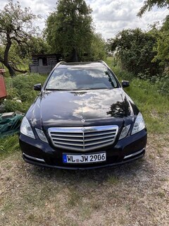 Bild des Angebotes Mercedes-Benz E 220 T CDI DPF BlueEFFICIENCY
