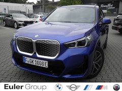 Bild des Angebotes BMW iX1 xDrive 30 U11 XE2 Sportpaket HUD AD El. Panodach P