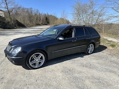 Bild des Angebotes Mercedes-Benz E 220 T CDI Automatik Elegance DPF AHK