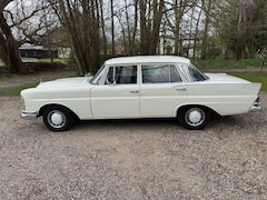 Bild des Angebotes Mercedes-Benz 220