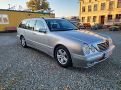 Bild des Angebotes Mercedes-Benz E 200 T Kompressor Avantgarde