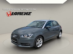 Bild des Angebotes Audi A1 1.0TFSI Sportback Sport SHZ PDC AHK ALLWETTER