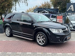 Bild des Angebotes Fiat Freemont Lounge AWD Aut.*Leder*Nav*7Sitze*Alpine