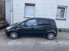 Bild des Angebotes Mitsubishi Colt 1.5 Instyle