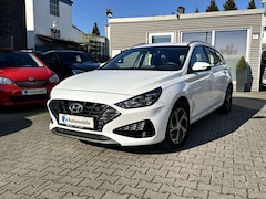 Bild des Angebotes Hyundai i30 1.6 CRDi Autom.Rückfahrkam. AHK
