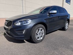Bild des Angebotes Volvo XC60 D4 Momentum AWD R-DESIGN Nappaleder PANO+STHZ+BLIS