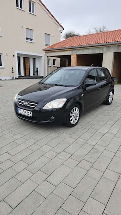 Bild des Angebotes Kia Ceed / cee'd 1.6 CRDi EX