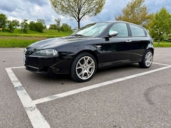 Bild des Angebotes Alfa Romeo 147 TI-Sport/KLIMA/SCHECKHEFT/CARPLAY/MFL
