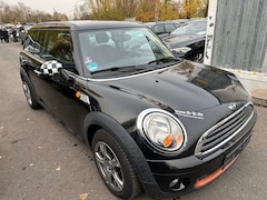 Bild des Angebotes MINI One Clubman 1,6 i 100ps 8 fachbereift mit Alu Euro 5