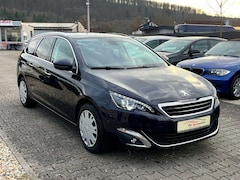 Bild des Angebotes Peugeot 308 Allure *Automatik* Pano* Kamera*Top*