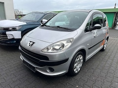 Bild des Angebotes Peugeot 1007 Filou