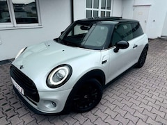 Bild des Angebotes MINI Cooper 1.5 Aut. Chili PANO Sport CarPlay Navi LED
