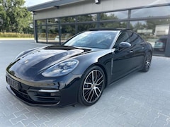 Bild des Angebotes Porsche Panamera 4 Platinum Edition -Pano-Sportabgas-21Z