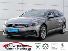 Bild des Angebotes VW Passat Variant 1.4 Hybrid DSG GTE STANDHZG NAVI AHK REARVIEW L...