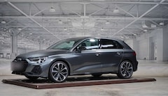 Bild des Angebotes Audi S3 Sportback TFSI quattro MATRIX PANO 19 Zoll ACC