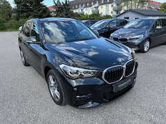 Bild des Angebotes BMW X1 xDrive20d Aut M-Sportpaket / HUD / LEDER /