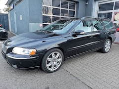 Bild des Angebotes Volvo V70 Kombi D5 AWD 4x4 Summum Lückenlos Scheckheft