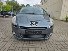 Bild des Angebotes Peugeot 5008 Family