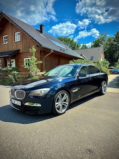 Bild des Angebotes BMW 740 BMW 740d M PAKET VOLLAUSSTATUNG ACC INDIVIDUAL