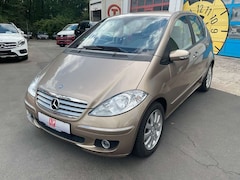 Bild des Angebotes Mercedes-Benz A 200 Automatik Klima SHZ 1.Hand TÜV 01/28