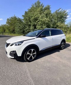 Bild des Angebotes Peugeot 5008 Allure
