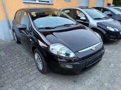 Bild des Angebotes Fiat Punto Active Klima 8fach bereift Tagfahrlicht MP3 Radio