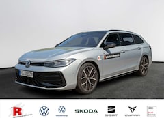Bild des Angebotes VW Passat R-Line 2.0 l TDI 4MOTION DSG Massage ACC