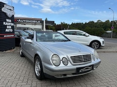 Bild des Angebotes Mercedes-Benz CLK 320 Cabrio Sport AUTOMATIK-LEDER-SHZG-PDC-EF