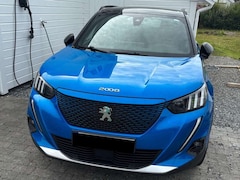 Bild des Angebotes Peugeot e-2008 2008 Elektro GT