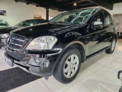 Bild des Angebotes Mercedes-Benz ML 300 CDI  4Matic*AHK*NAVI*Scheckheft*Tuv-Neu