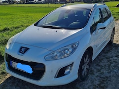 Bild des Angebotes Peugeot 308 308 SW SW 120 VTi Family