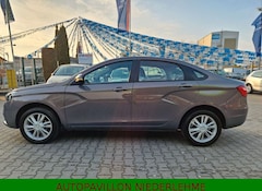 Bild des Angebotes Lada Vesta 1.6 Luxus*Automatik*Klima*Sitzhz*Bluetooth