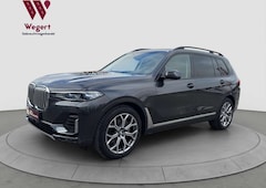 Bild des Angebotes BMW X7 40d PureExcellence*CARPLAY*PANO*STANDHEIZ*H&K