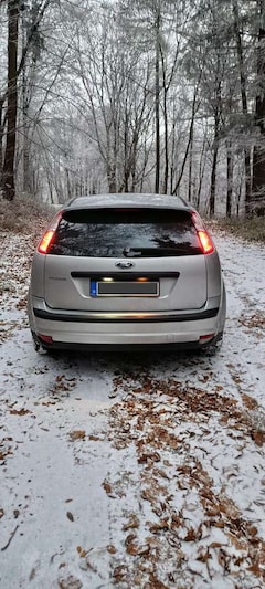 Bild des Angebotes Ford Focus 1.6 16V Sport